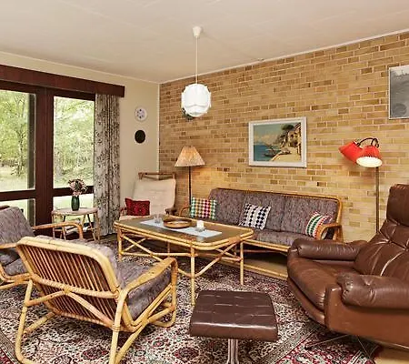 Three-bedroom Holiday In 4 Casa vacanze Store Fuglede